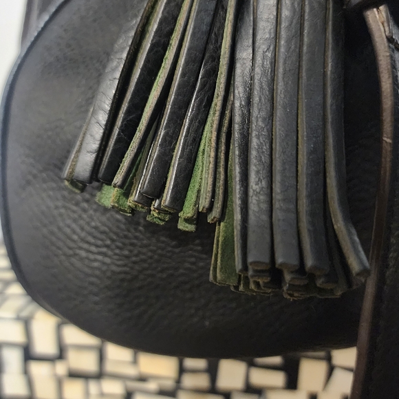 Dooney & Bourke Florentine Satchel (Pre-loved) - Picture 4 of 12